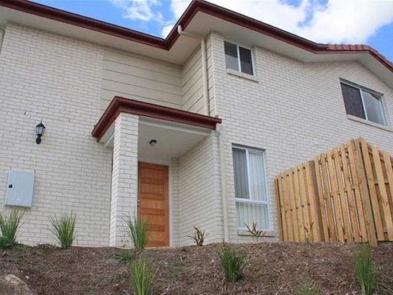 1/32 Wellers Street, Pacific Pines QLD 4211