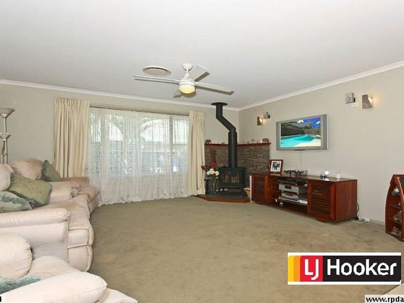 28 Lilyvale Crescent, Ormeau QLD 4208