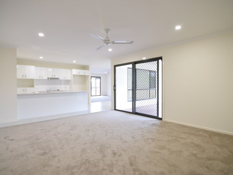 3 Hellman  Street, Molendinar QLD 4214