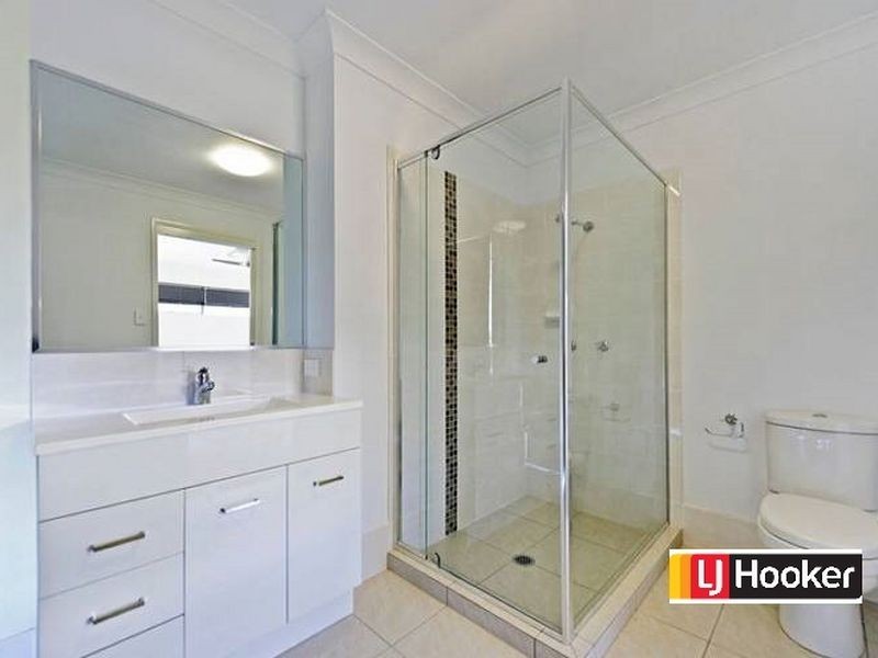 31 Hadrian Crescent, Pacific Pines QLD 4211