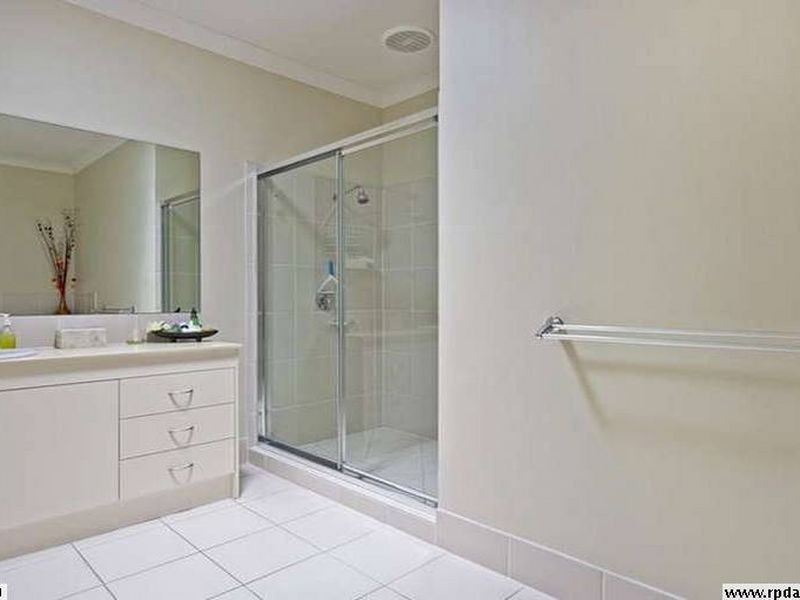 10 Macdonald Avenue, Upper Coomera QLD 4209