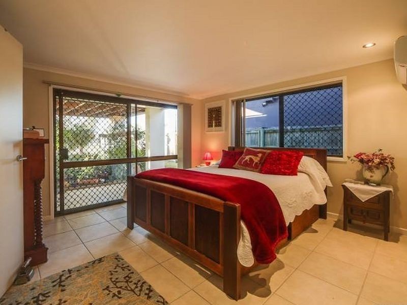 13 Shoe Street, Hope Island QLD 4212