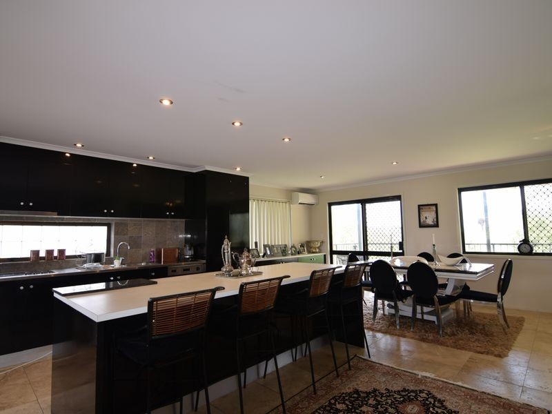 13 Shoe Street, Hope Island QLD 4212
