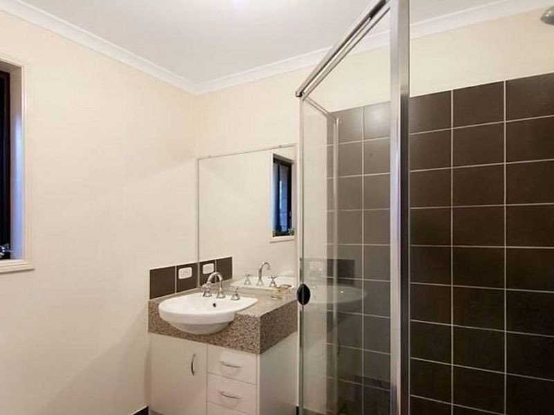 8 Ansett Way, Upper Coomera QLD 4209