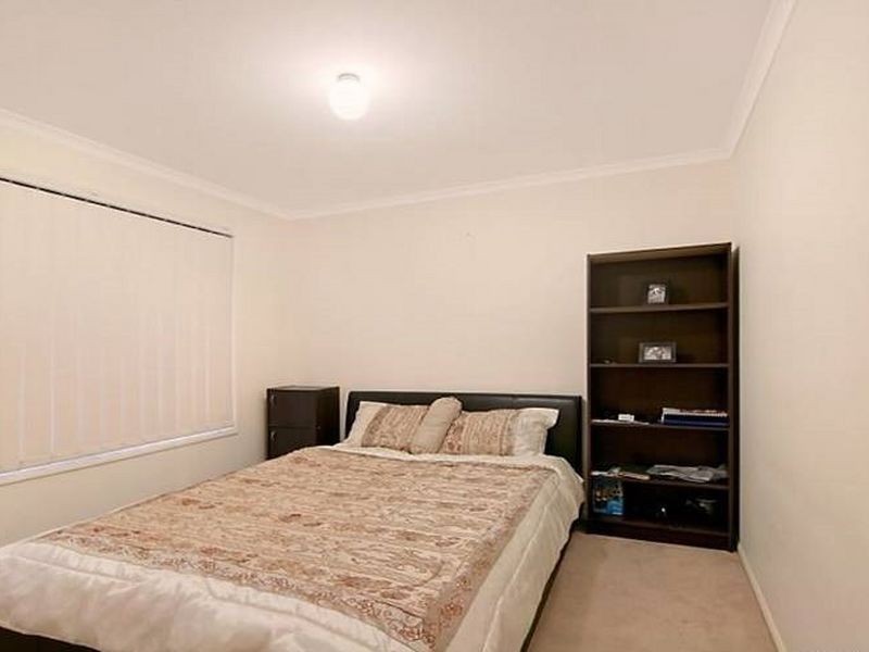 8 Ansett Way, Upper Coomera QLD 4209