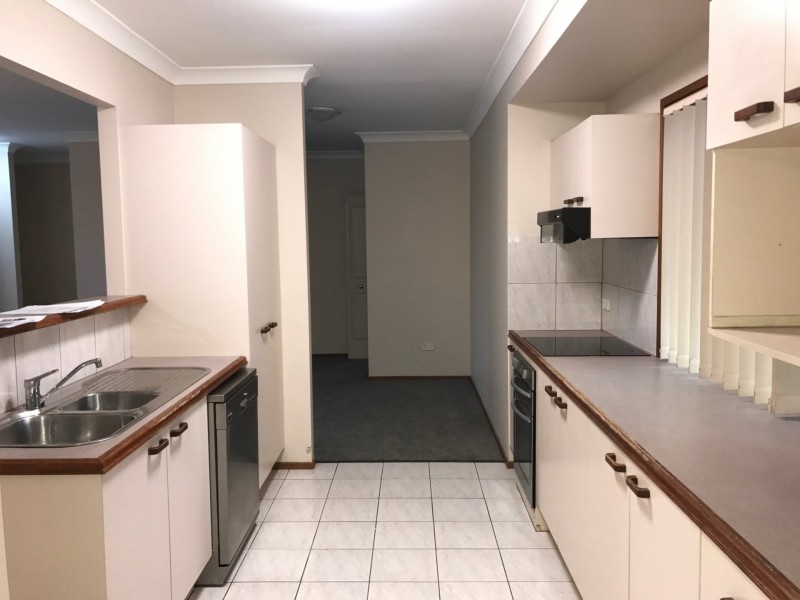51 Lismore Drive, Helensvale QLD 4212