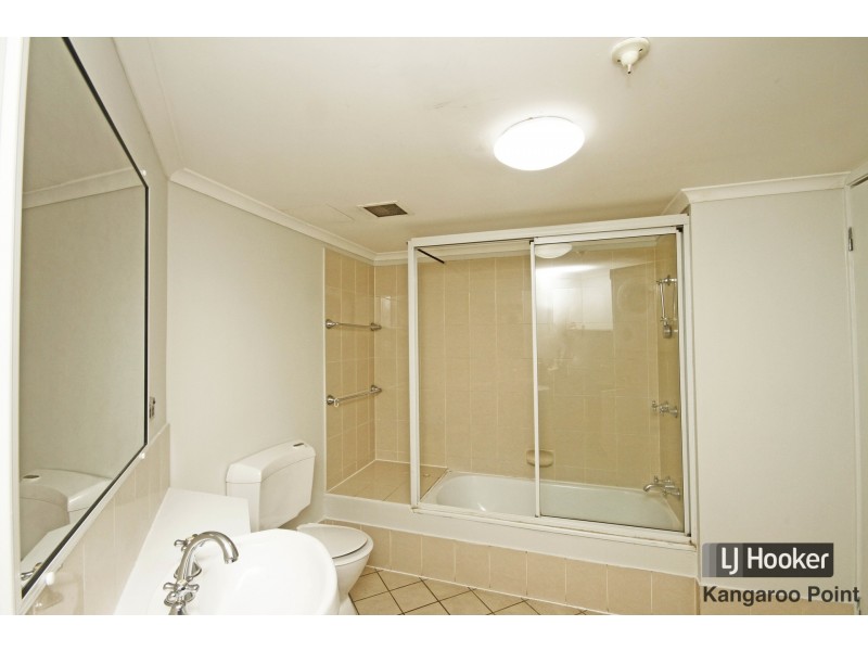 2/55 Thorn Street, Kangaroo Point QLD 4169