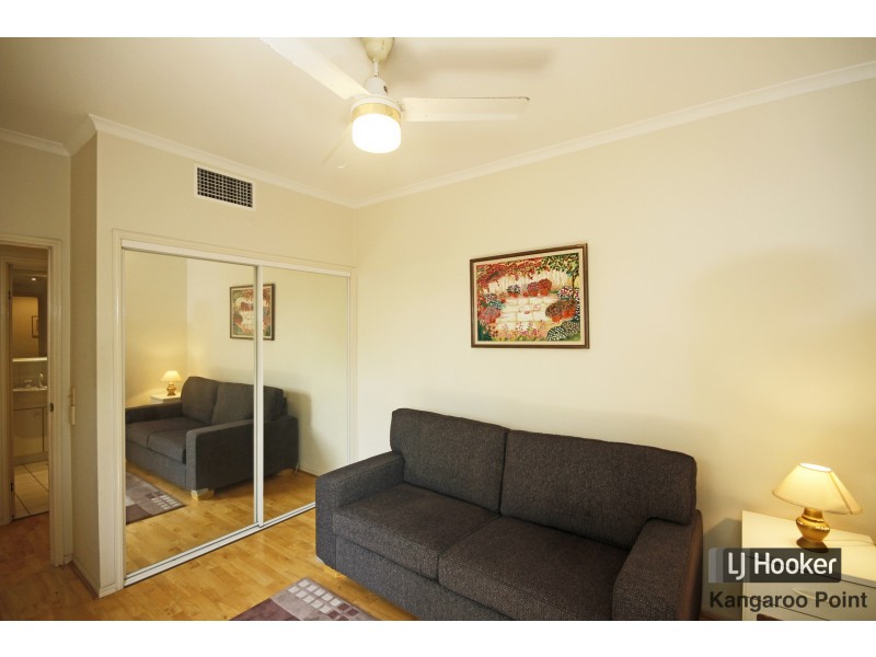8/10 Goodwin Street, Kangaroo Point QLD 4169