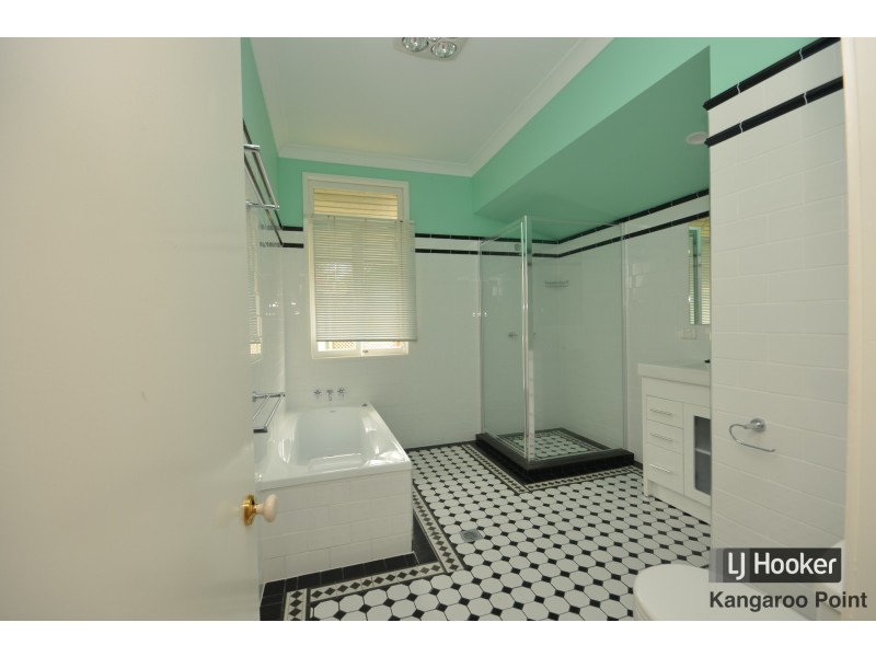 22 Geelong Street, East Brisbane QLD 4169