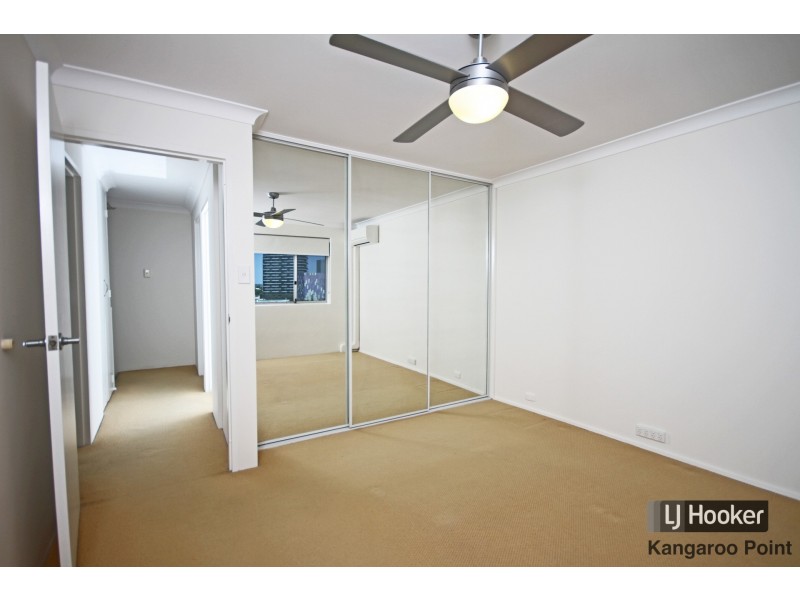 4/19 Wilton Street, Woolloongabba QLD 4102