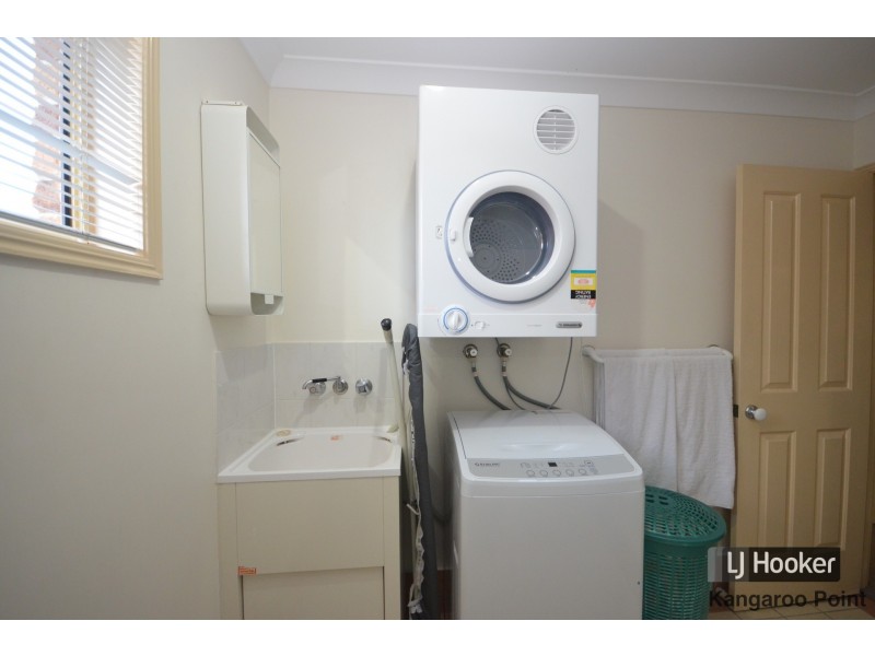 8/111 Wellington Road, Kangaroo Point QLD 4169