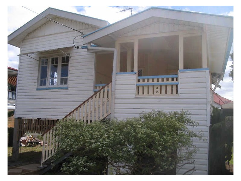 16 Ellis Street, Greenslopes QLD 4120