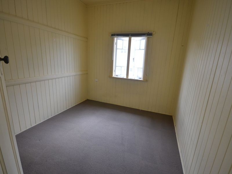 16 Ellis Street, Greenslopes QLD 4120