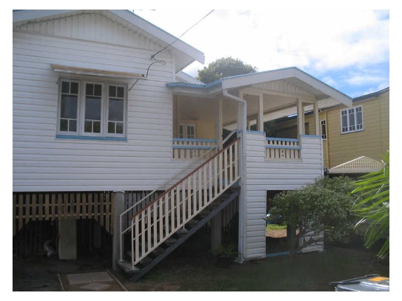 16 Ellis Street, Greenslopes QLD 4120