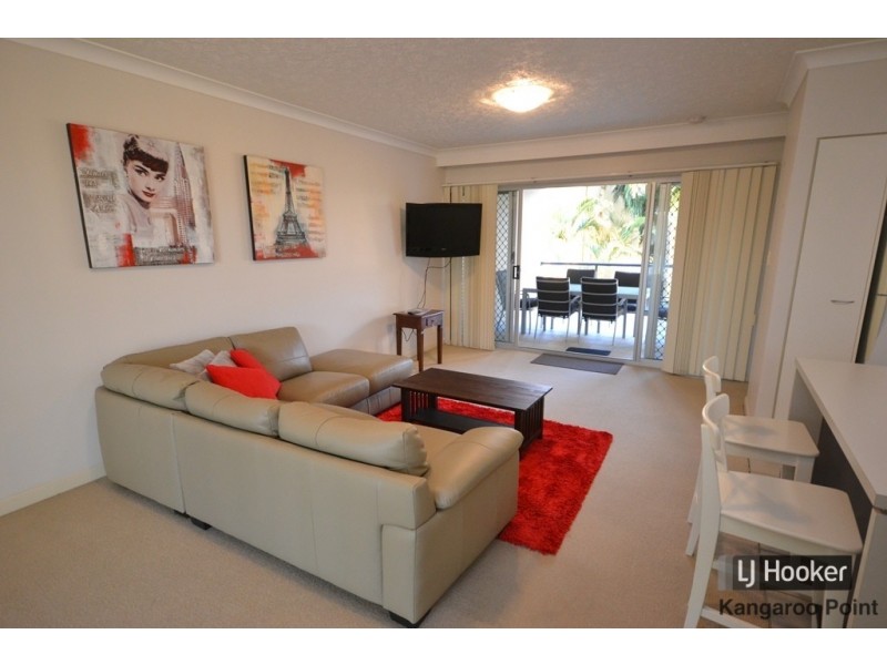 2/19 Thorn Street, Kangaroo Point QLD 4169