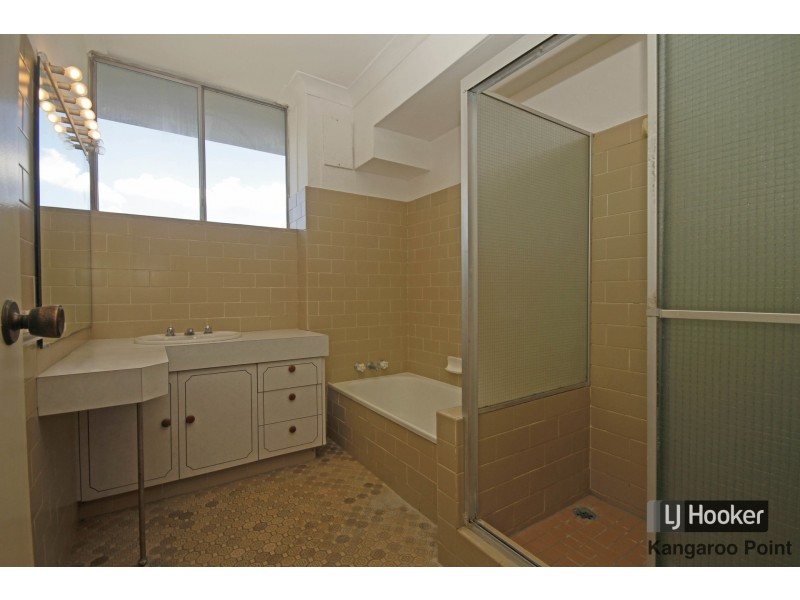 3/12 Hanworth Street, East Brisbane QLD 4169