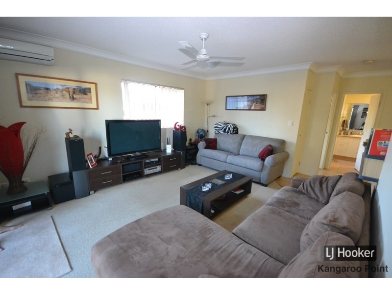 2/29 Bell Street, Kangaroo Point QLD 4169