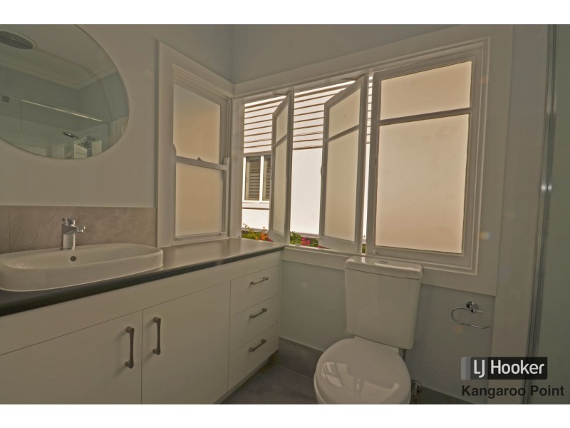 29 Philip Street, Hawthorne QLD 4171