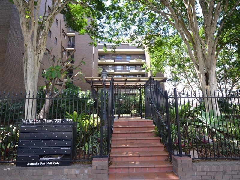 4/237 Wellington Rd, Kangaroo Point QLD 4169