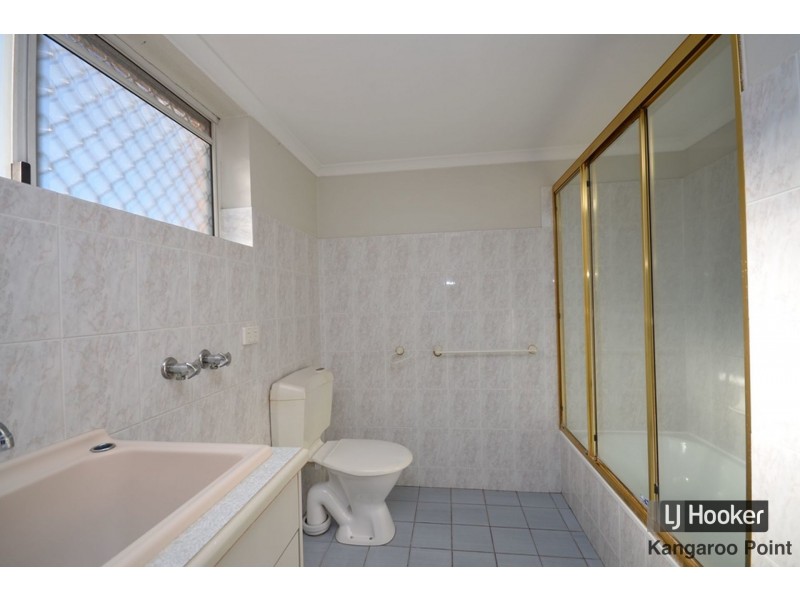 2/41 Cleveland Street, Greenslopes QLD 4120