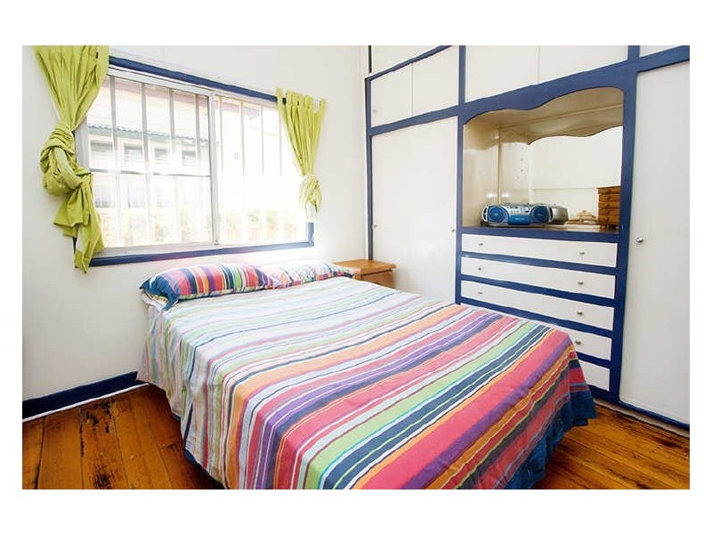 25 Bromley Street, Kangaroo Point QLD 4169