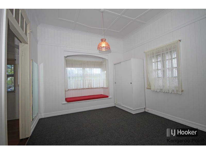 17 Letchworth Road, Coorparoo QLD 4151