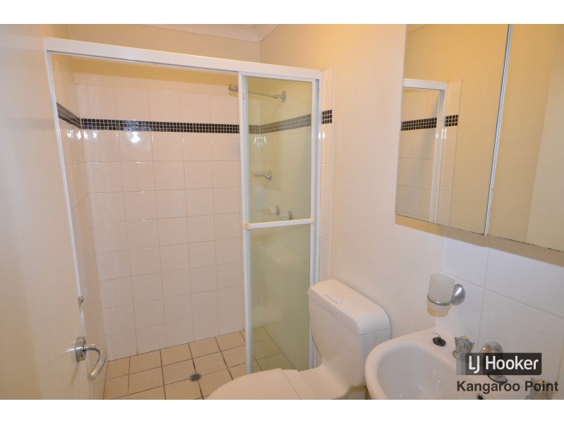 15/275 Shafston Avenue, Kangaroo Point QLD 4169