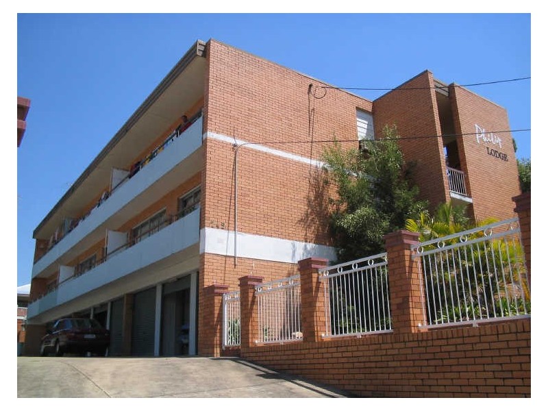 1/745 Logan Road, Greenslopes QLD 4120