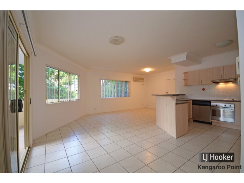 4/15 Rawlins Street, Kangaroo Point QLD 4169