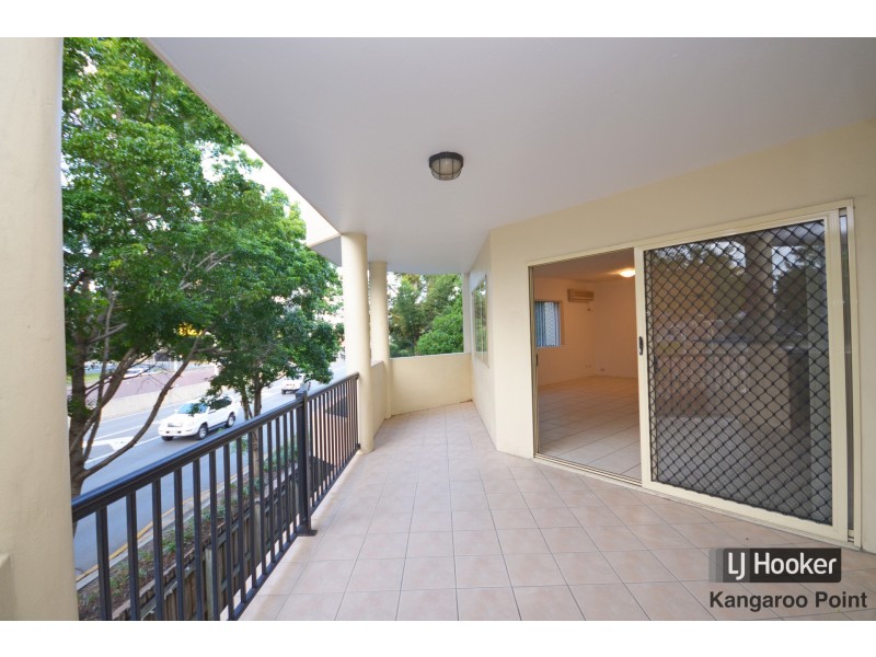 4/15 Rawlins Street, Kangaroo Point QLD 4169