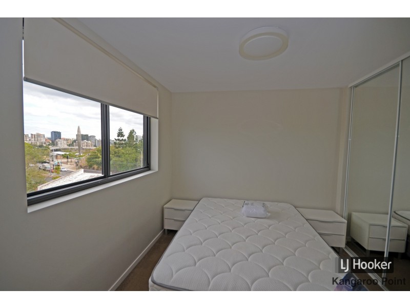 12/450 Main Street, Kangaroo Point QLD 4169
