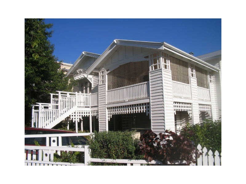 East Brisbane QLD 4169