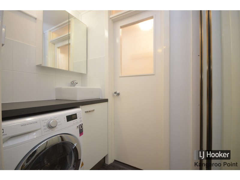 204/355 Main Street, Kangaroo Point QLD 4169