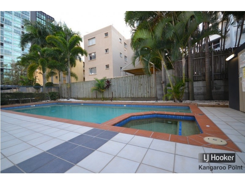 22/19 Thorn Street, Kangaroo Point QLD 4169