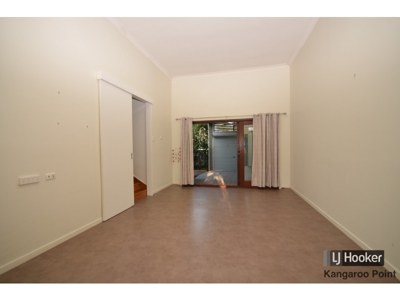 1/101 Ekibin Road, Annerley QLD 4103