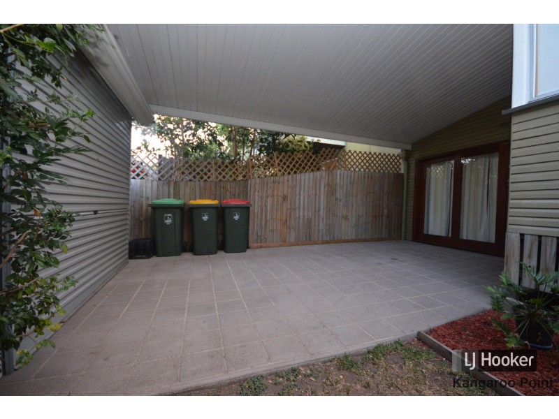 1/101 Ekibin Road, Annerley QLD 4103