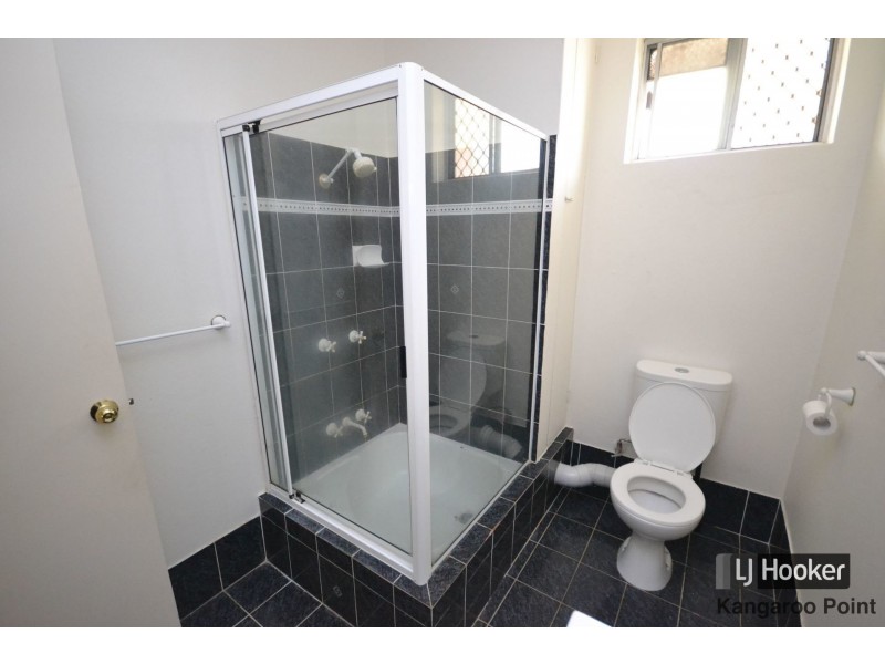 2/143 Baines Street, Kangaroo Point QLD 4169
