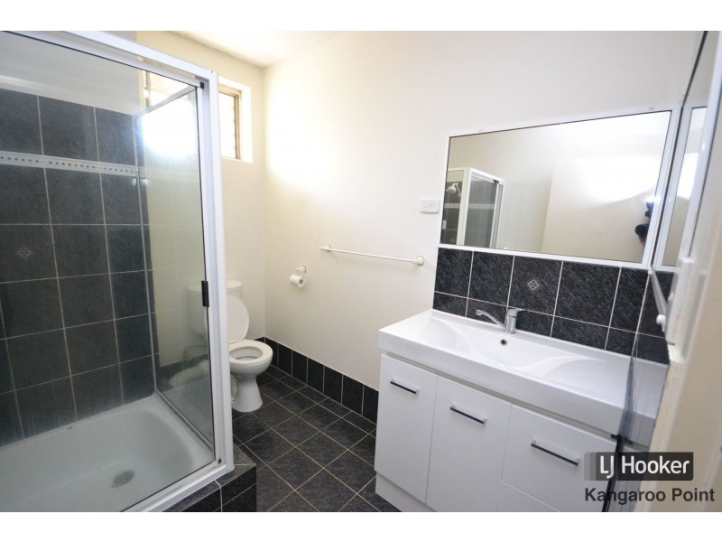 2/143 Baines Street, Kangaroo Point QLD 4169
