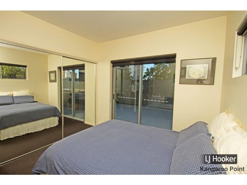 1/215 Wellington Road, Kangaroo Point QLD 4169