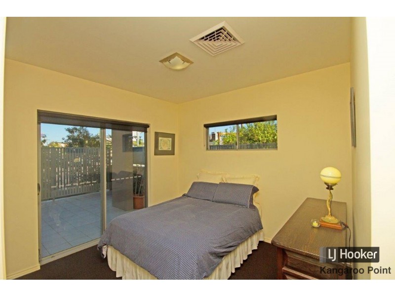 1/215 Wellington Road, Kangaroo Point QLD 4169