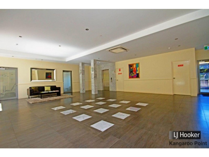 1/215 Wellington Road, Kangaroo Point QLD 4169