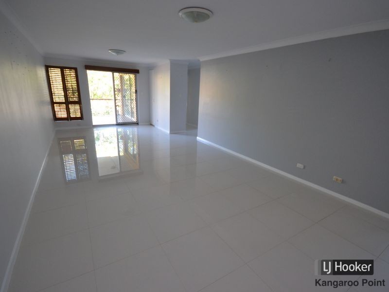 4/18 Raby Road, Coorparoo QLD 4151