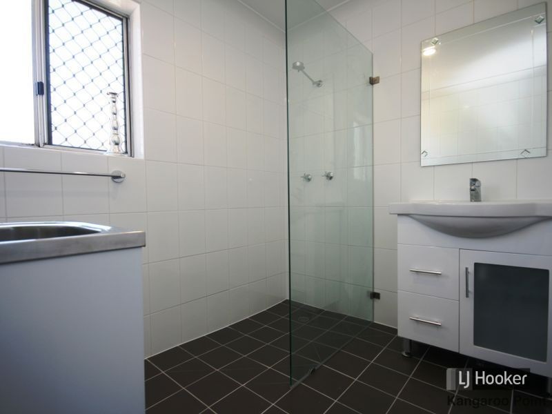 4/18 Raby Road, Coorparoo QLD 4151