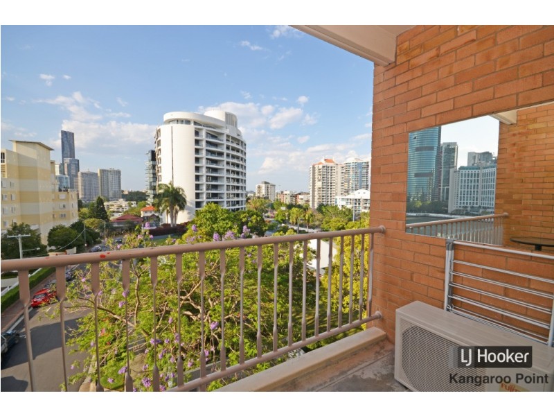 303/355 Main Street, Kangaroo Point QLD 4169