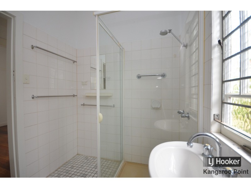 1/12 St Kilda Place, Annerley QLD 4103