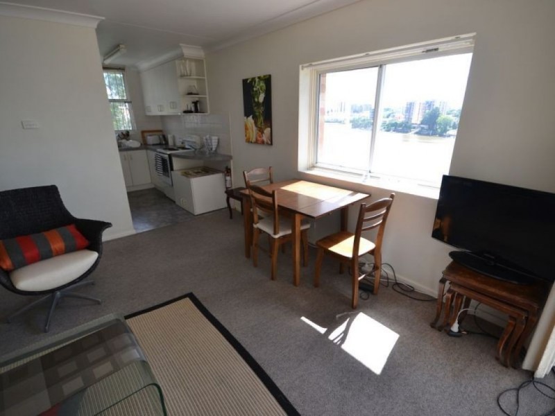 31/64 Thorn Street, Kangaroo Point QLD 4169