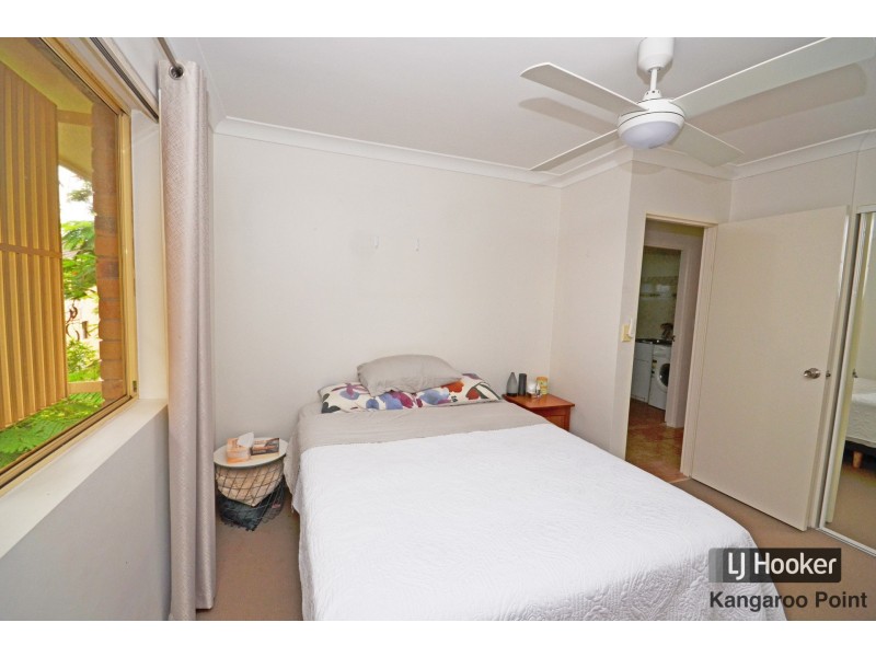 2/30 Noela Street, Coorparoo QLD 4151