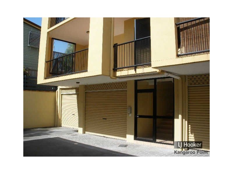 1/64 Longlands Street, East Brisbane QLD 4169