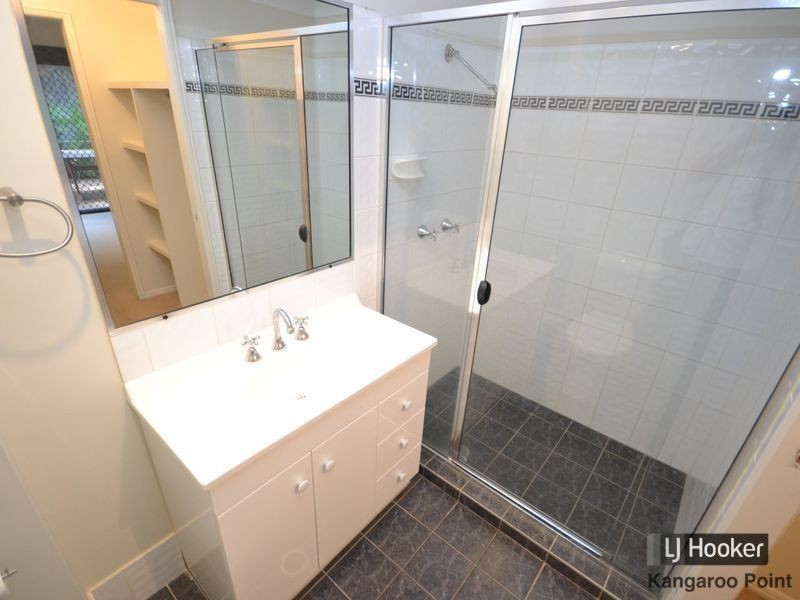 1/64 Longlands Street, East Brisbane QLD 4169