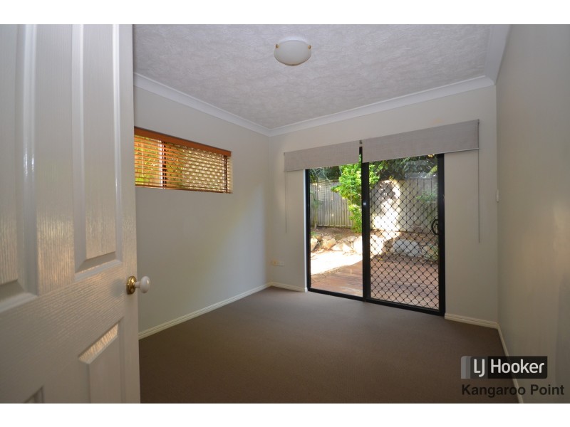 1/64 Longlands Street, East Brisbane QLD 4169